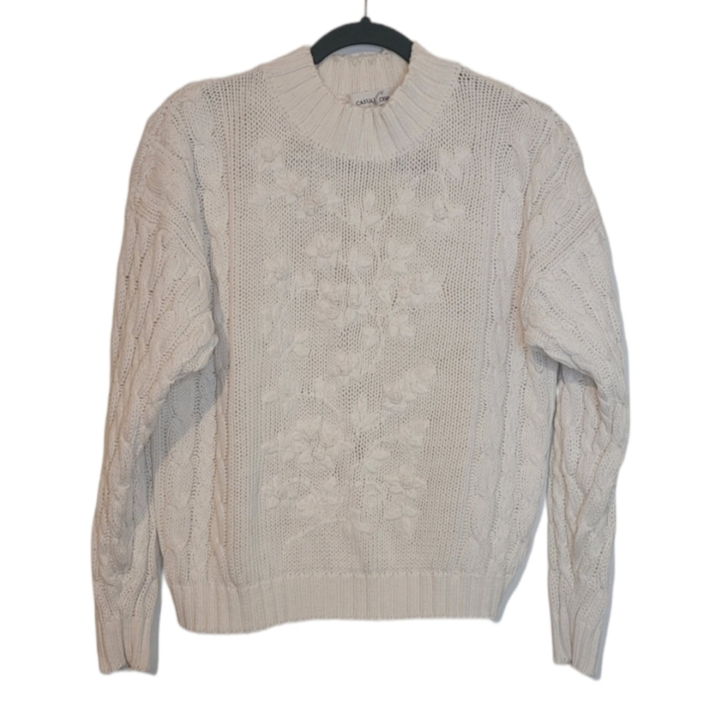 Casual Corner White Embroidered Floral Knit Medium Sweater